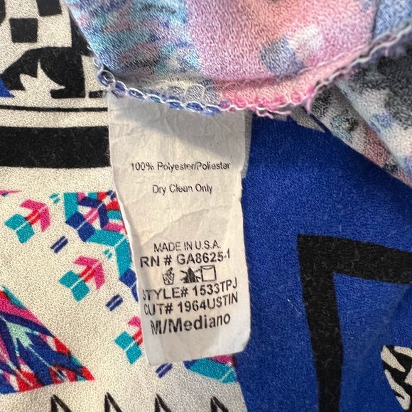 Fun summer blouse - Picture 6 of 8